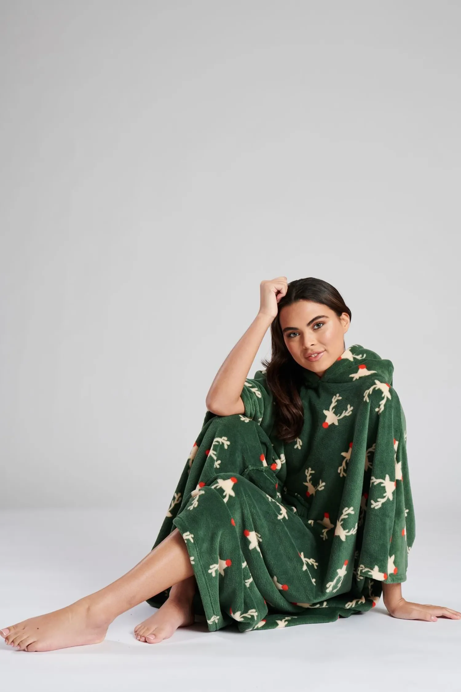 loungeable_forest_reindee_3-1.webp Loungeable Loungewear | Forest Reindeer Hooded Long Poncho