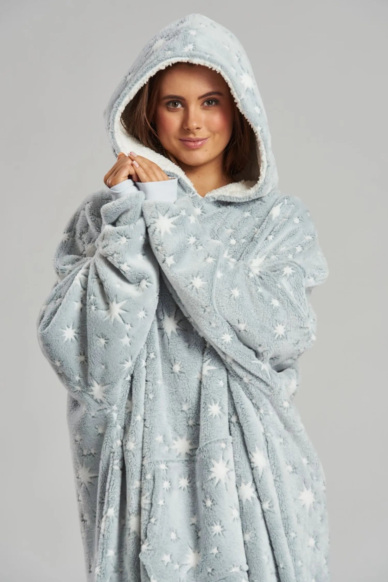loungeable_grey_sparkle_s_0-1.webp Loungeable Loungewear | Grey Sparkle Star Blanket Hoodie