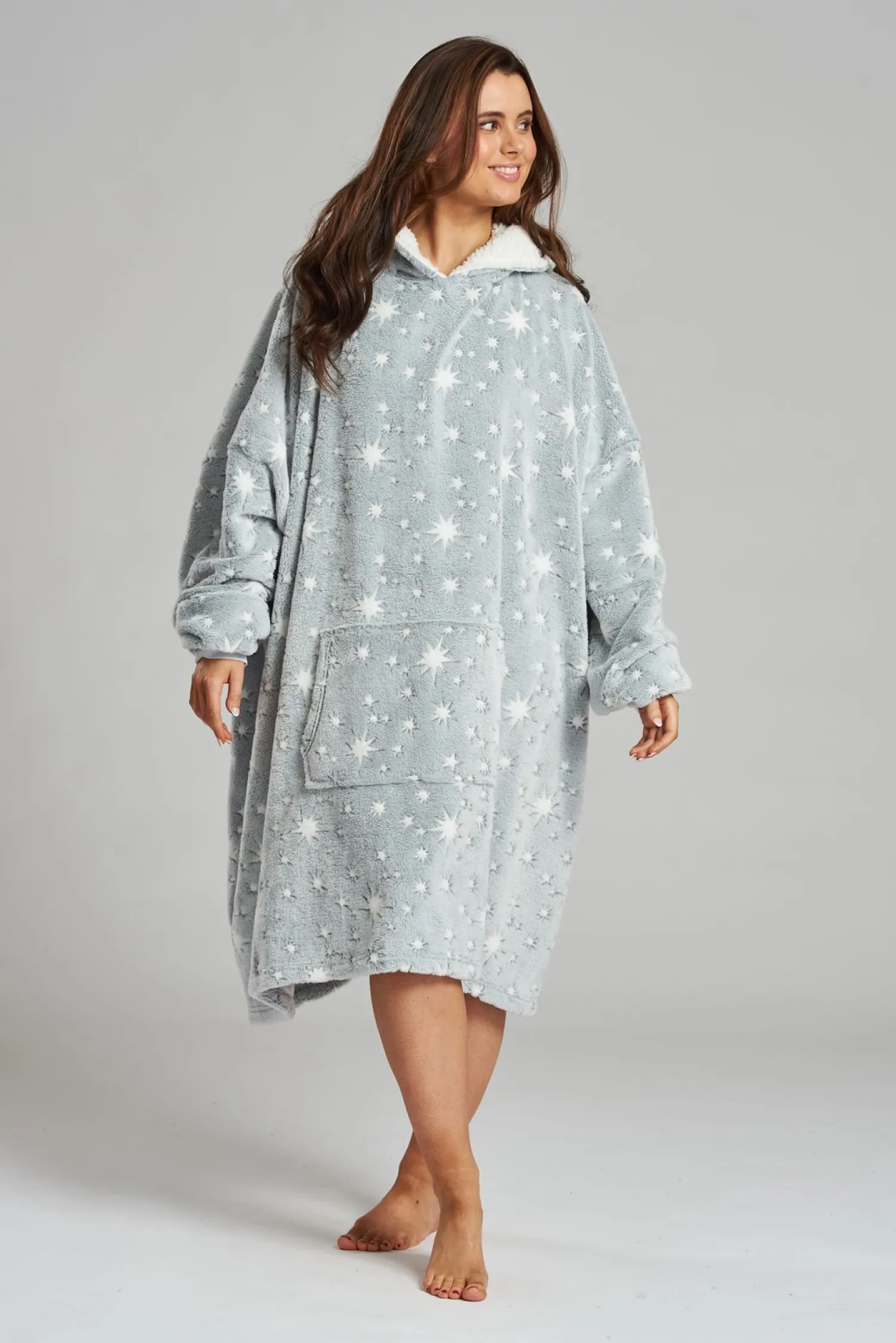 loungeable_grey_sparkle_s_3-1.webp Loungeable Loungewear | Grey Sparkle Star Blanket Hoodie