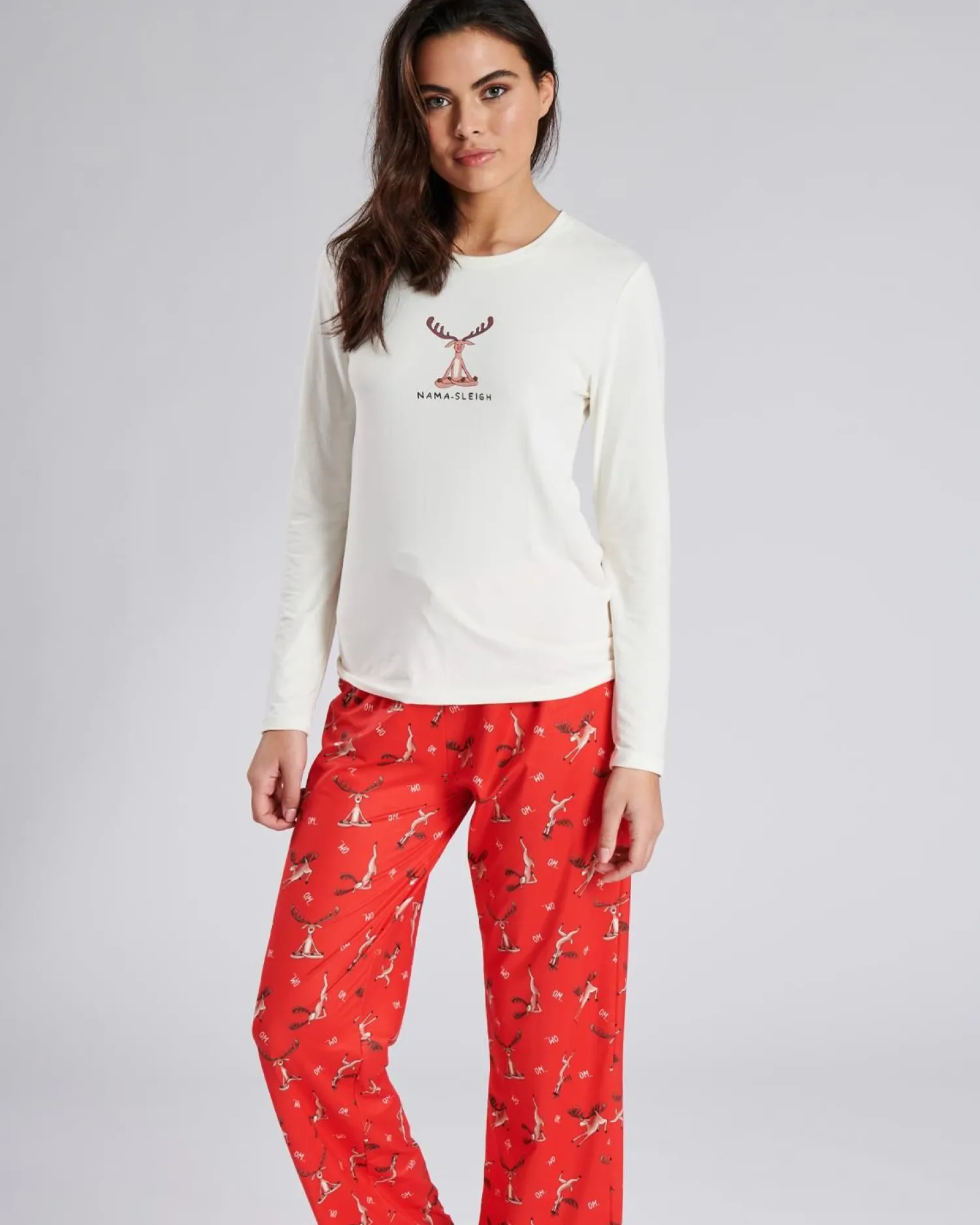 loungeable_namasleigh_rei_4.webp Loungeable Pyjamas | Nama-Sleigh Reindeer Christmas Pyjamas