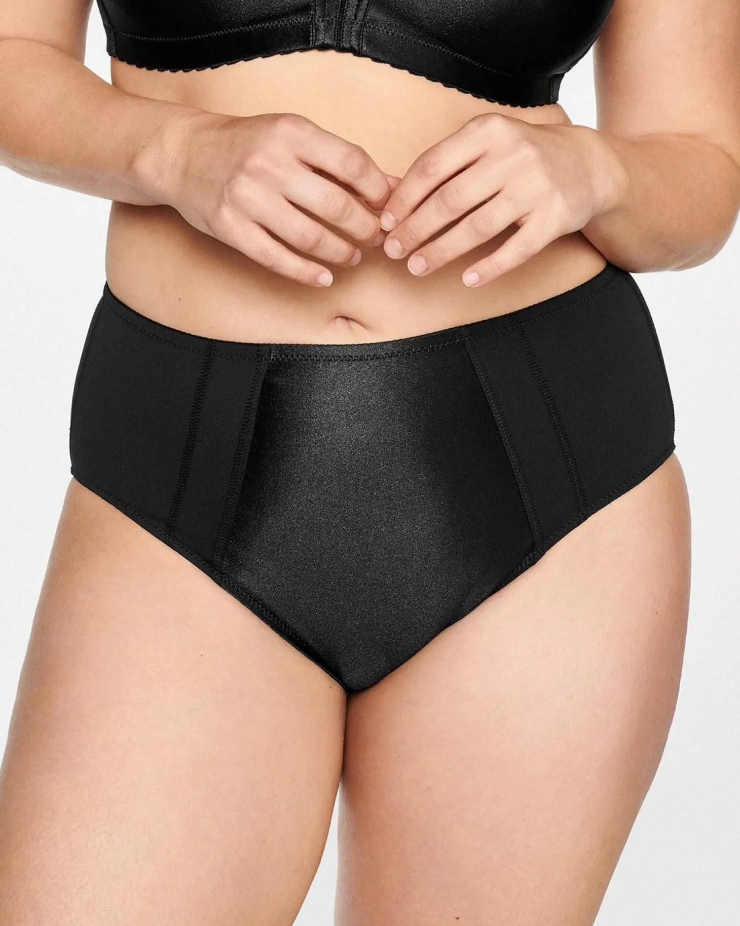naturana_control_pantee_g_1-3.webp Naturana Shapewear | Control Pantee Girdle - Black