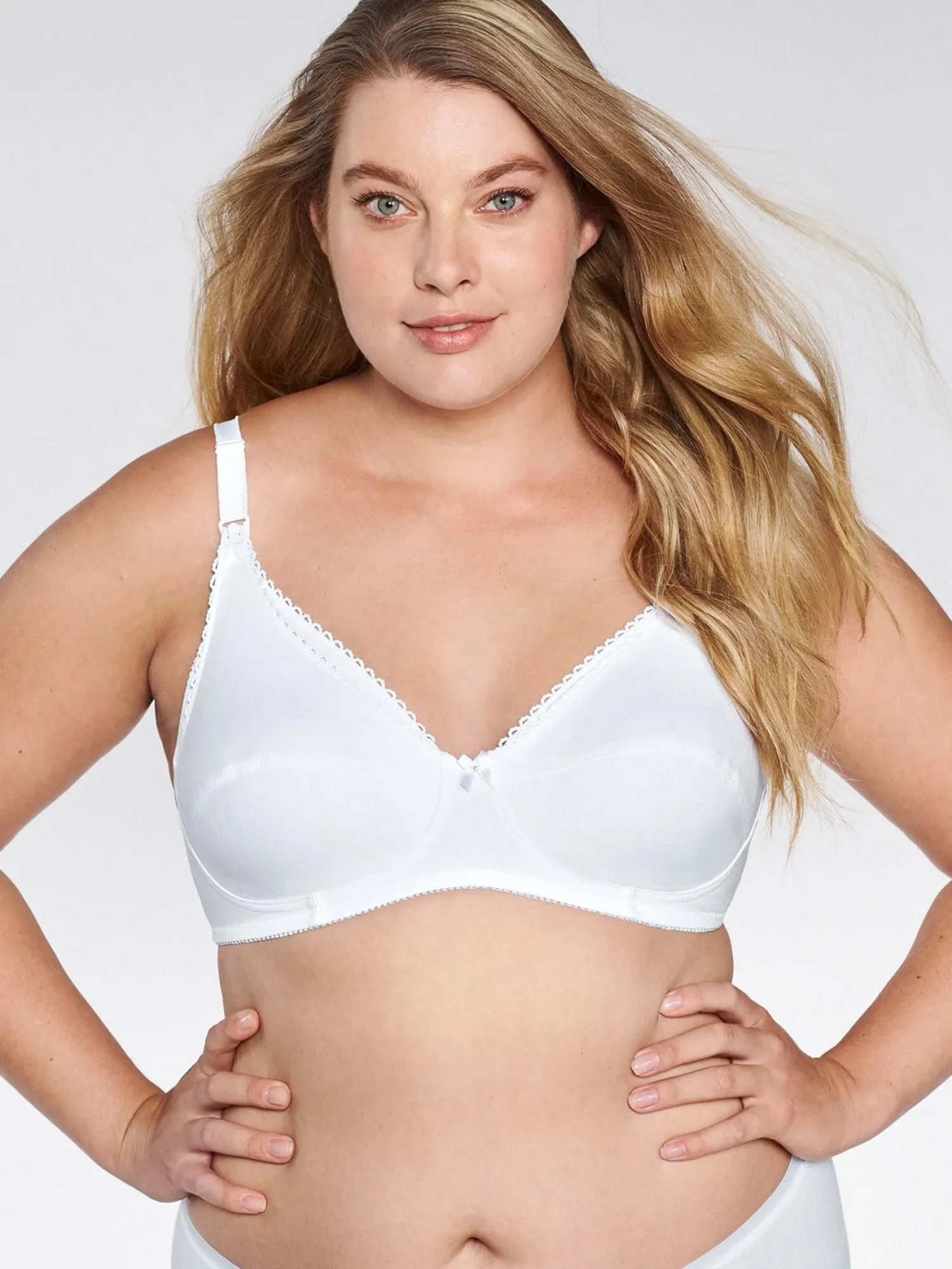 naturana_drop_cup_nursing_0.webp Naturana Bras | Drop Cup Nursing Bra - White